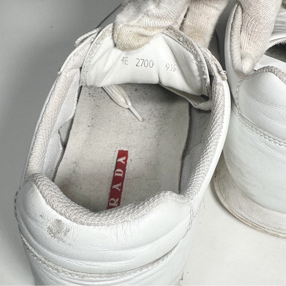 PRADA WHITE LEATHER LOW TOP LACE LOGO SNEAKER
4E2700 - Picture 3 of 6